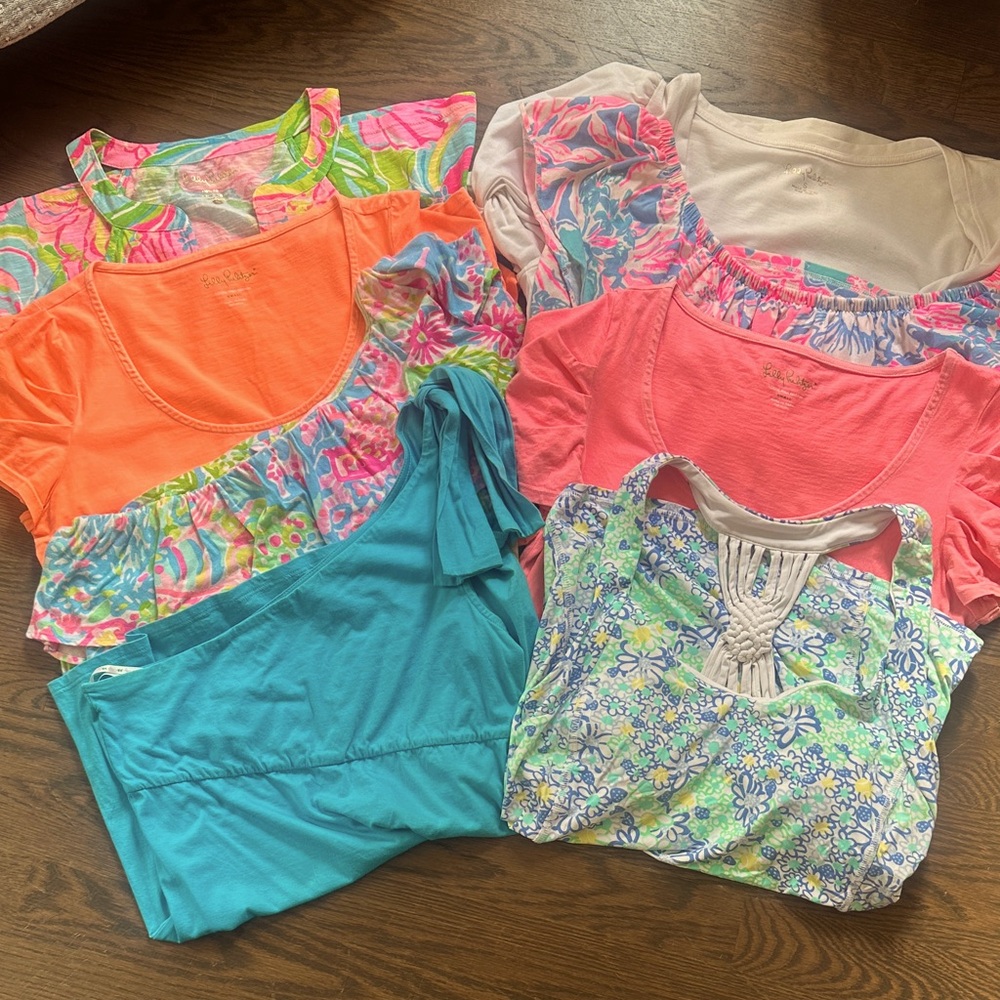 Lot of 8 Lilly Pulitzer tops - size small